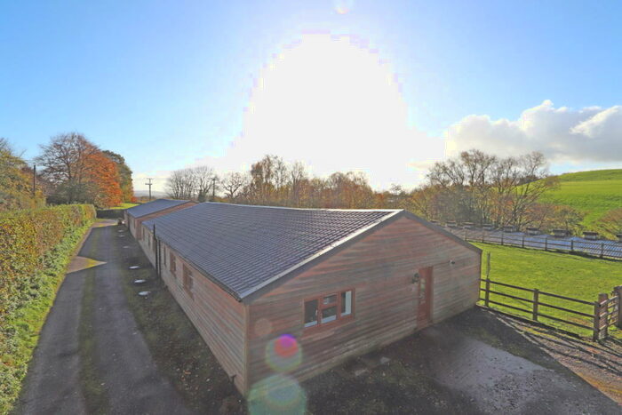 4 Bedroom Detached Bungalow For Sale In Whitnage Road, Sampford Peverell, Tiverton, EX16