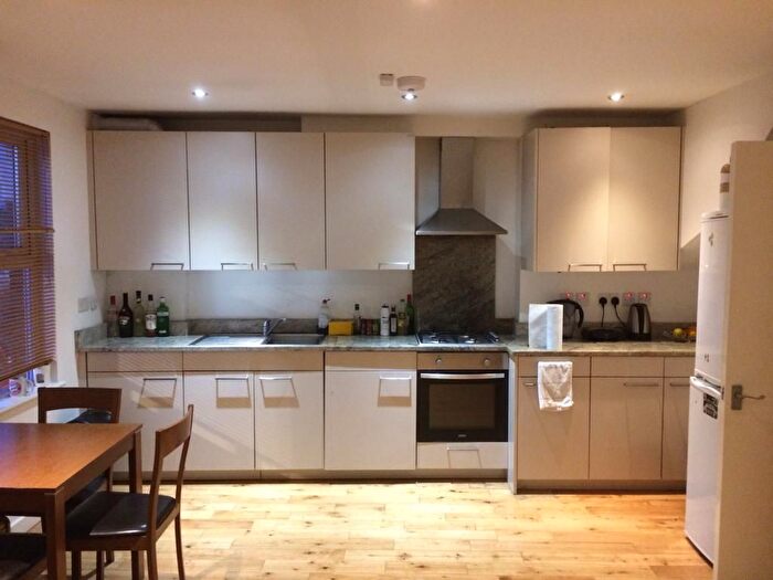 2 Bedroom Flat To Rent In Lea Bridge Road, Leyton, E10