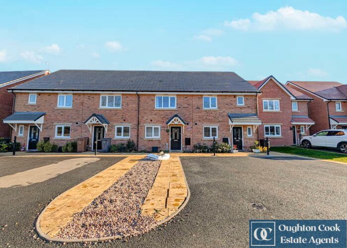 2 Bedroom Terraced House For Sale In Deasey Close, CV11