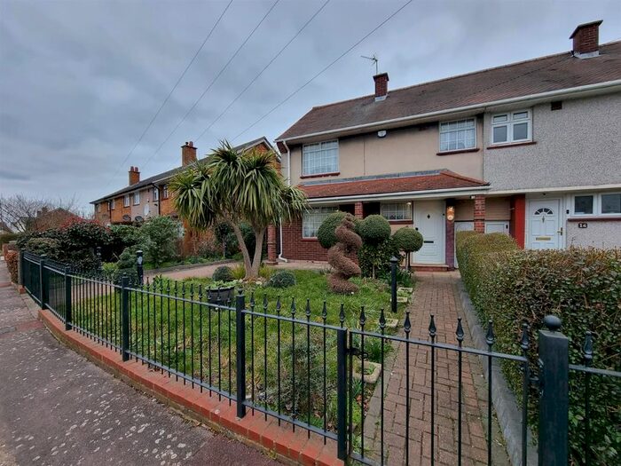 3 Bedroom Property To Rent In Sheepcotes Road, Chadwell Heath, Romford, RM6