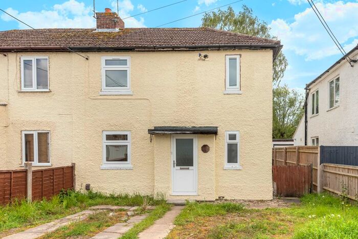 3 Bedroom Semi-Detached House To Rent In Bowness Avenue, Didcot, OX11