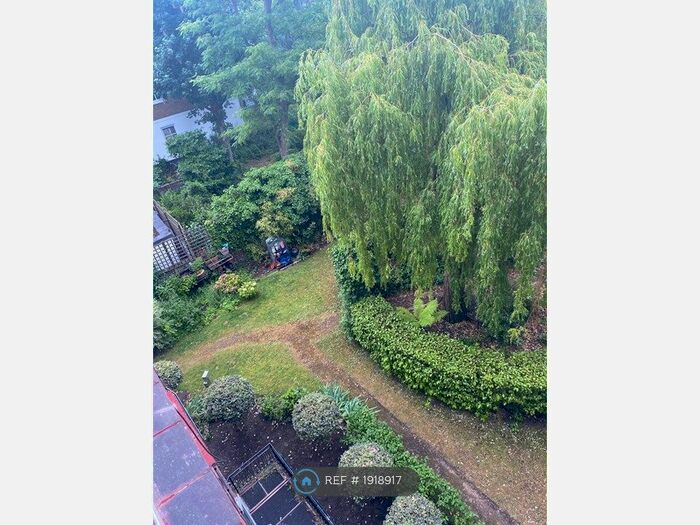 1 Bedroom Flat To Rent In Knights House, London, SW10