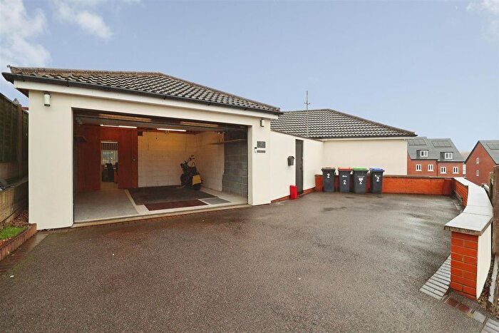 2 Bedroom Detached Bungalow For Sale In Keats Avenue, Sutton-In-Ashfield, NG17