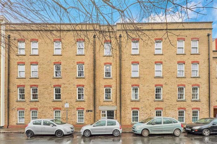 1 Bedroom Flat To Rent In Leroy Street, London SE1