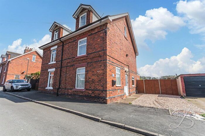 3 Bedroom Semi-Detached House For Sale In New Street, Hilcote, Alfreton, DE55