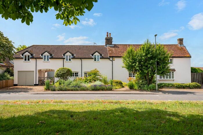 5 Bedroom Detached House For Sale In Station Road, Swaffham Bulbeck, CB25