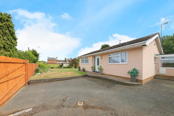 3 Bedroom Detached Bungalow For Sale In Bowpatch Road, Stourport-On-Severn, DY13
