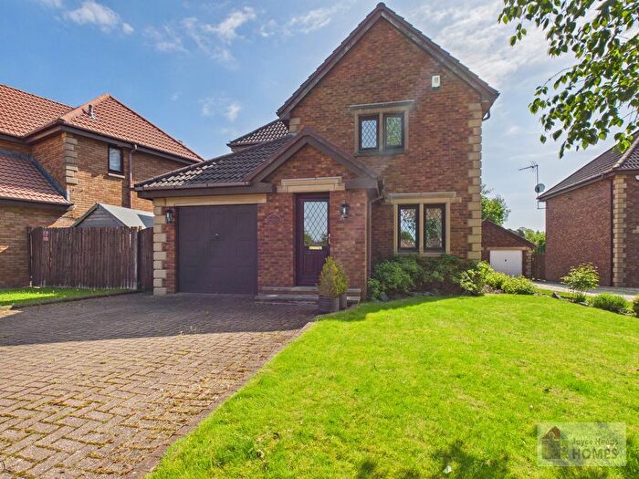 3 Bedroom Detached House For Sale In Fairlie, Stewartfield, East Kilbride, G74