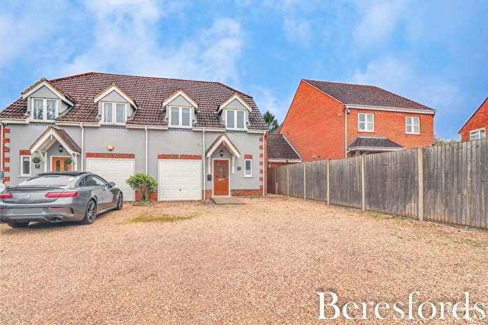 4 Bedroom Semi-Detached House To Rent In New Road, Elsenham, CM22