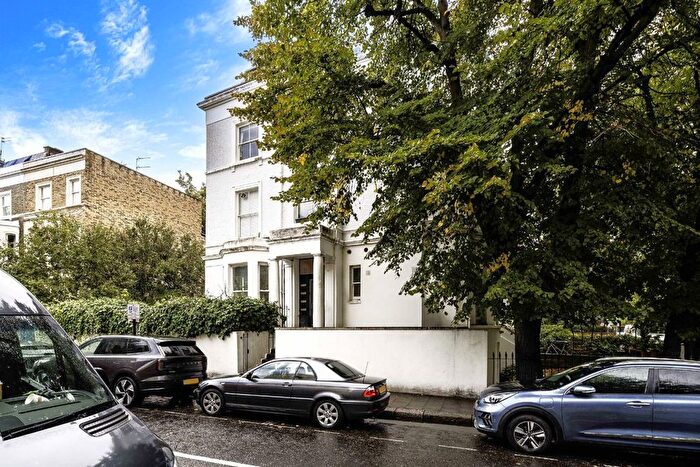 2 Bedroom Flat For Sale In Westbourne Park Road, Portabello Road, W11