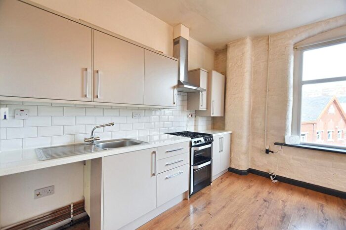 2 Bedroom Apartment To Rent In Randal Street, Cambridge House Randal Street, BB1