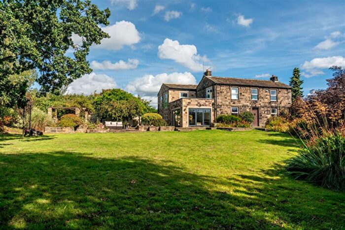 5 Bedroom Detached House For Sale In West End Lane, Horsforth, LS18