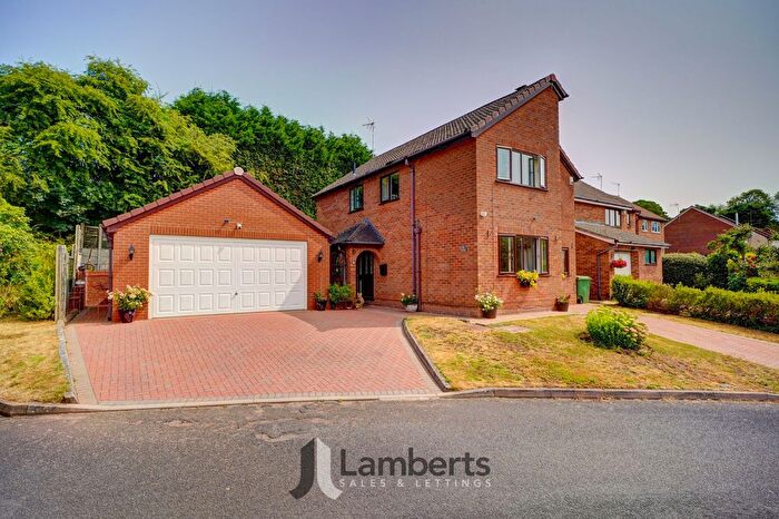 4 Bedroom Detached House For Sale In Erwood Close, Headless Cross, B97