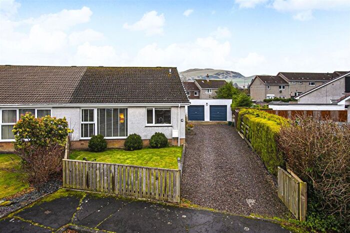 3 Bedroom Semi-Detached Bungalow For Sale In Argyll Place, Saline, KY12