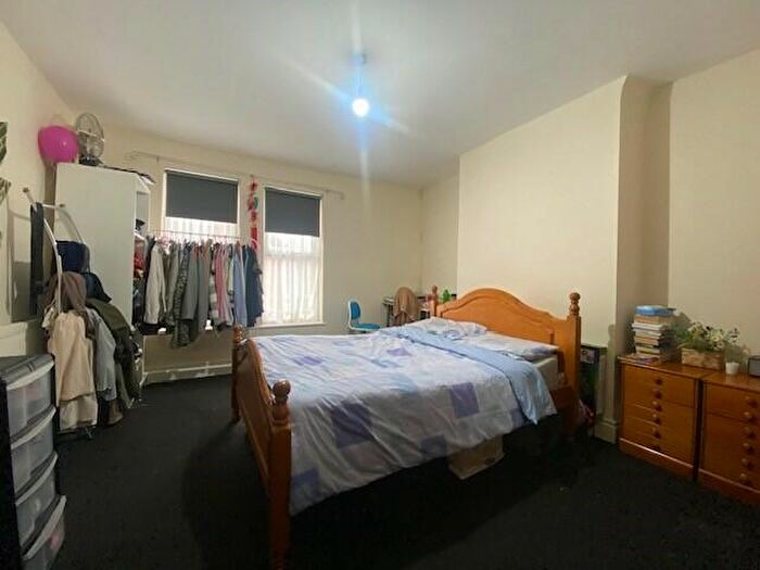 4 Bedroom Terraced House To Rent In Russell Road, L18