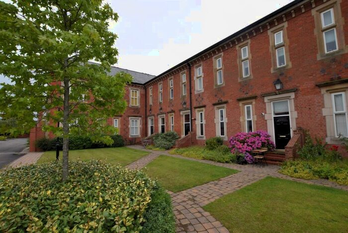 2 Bedroom Apartment To Rent In Duesbury Court, Mickleover, Derby, Derbyshire, DE3