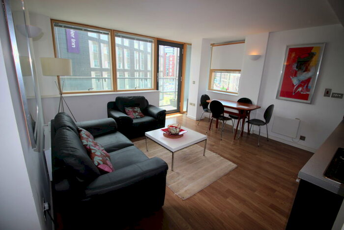 2 Bedroom Apartment To Rent In West Point, Wellington Street, LS1