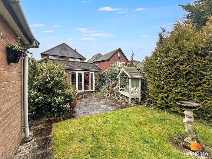 3 Bedroom Detached House For Sale In Chartridge Lane, Chesham, HP5