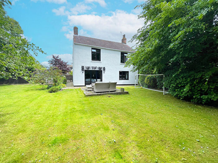 4 Bedroom Detached House For Sale In Main Road (Wren Close), Deeping St Nicholas, PE11