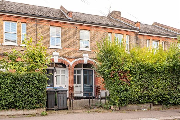 2 Bedroom Flat For Sale In Leucha Road, Walthamstow, E17