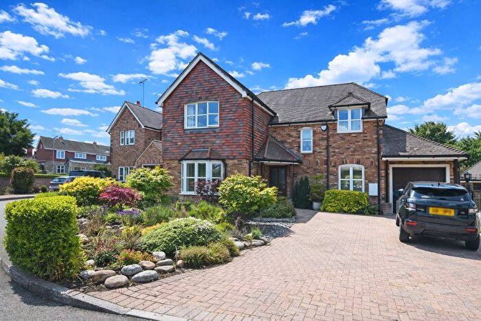 4 Bedroom Detached House For Sale In Upper Chimes, Maidstone, ME14