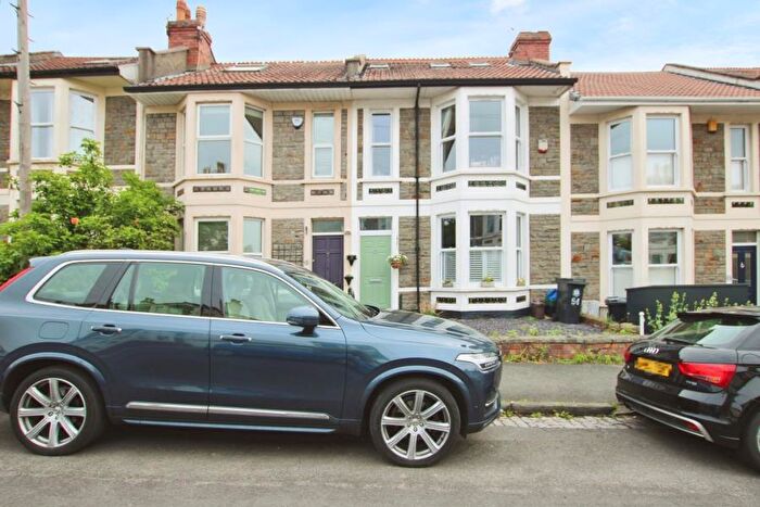 2 Bedroom Terraced House To Rent In Strathmore Road - Horfield, BS7