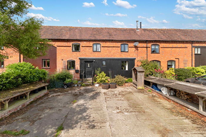 3 Bedroom Barn Conversion For Sale In Wolferlow, Bromyard, Herefordshire, HR7