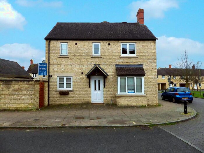 3 Bedroom Semi-Detached House To Rent In Campion Way, Witney, Oxfordshire, OX28