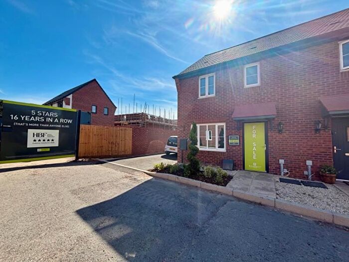 3 Bedroom Semi-Detached House For Sale In Scarlet View, Telford, TF4