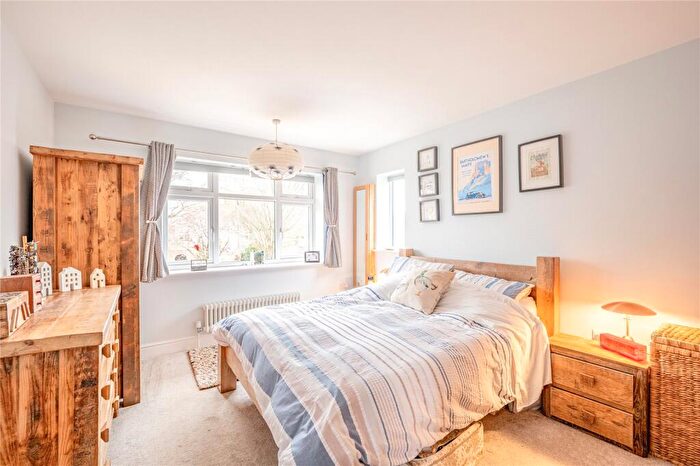 4 Bedroom Semi-Detached House For Sale In Clarendon Avenue, Trowbridge, BA14