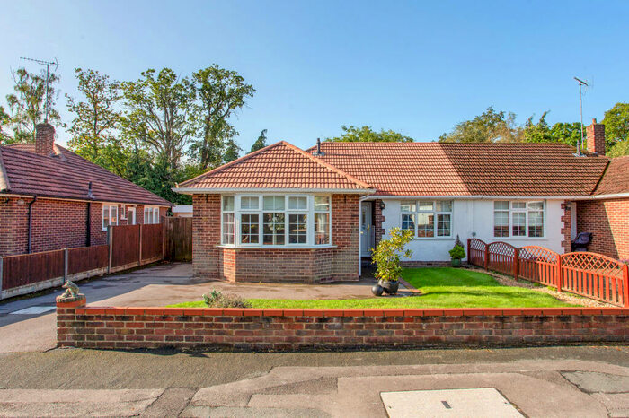 3 Bedroom Bungalow For Sale In Blackmoor Wood, Ascot, SL5