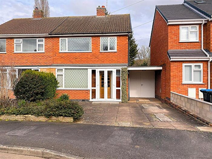 3 Bedroom Semi Detached House For Sale In Springbrook Drive, Scraptoft, Leicester, LE7