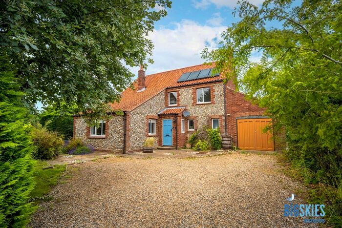 3 Bedroom Detached House For Sale In Binham Road, Langham, Holt, NR25
