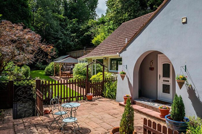 4 Bedroom Detached Bungalow For Sale In Sandy Way, Redhill, Bournemouth, BH10