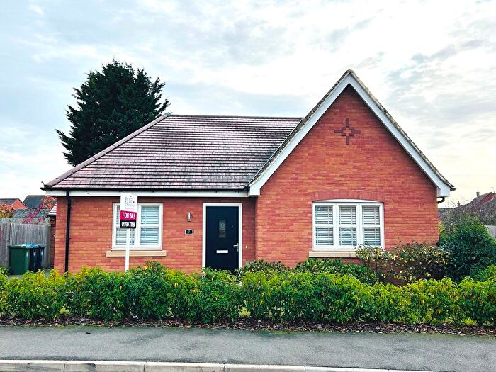 2 Bedroom Bungalow For Sale In Damson Way, Bidford-On-Avon, B50