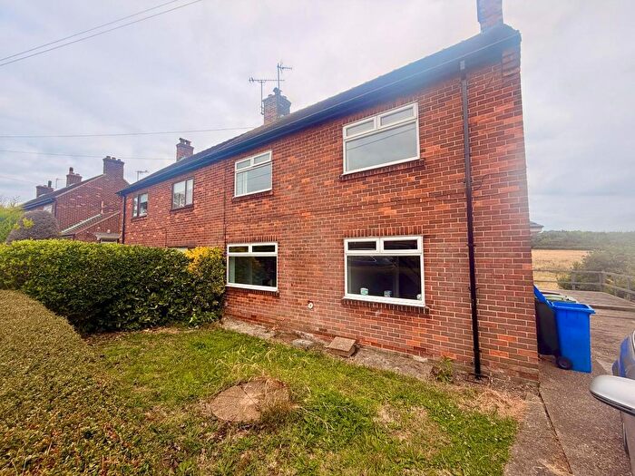 3 Bedroom Semi-detached House To Rent In Bed Semi-Detached House, Constable Road, Flamborough, YO15