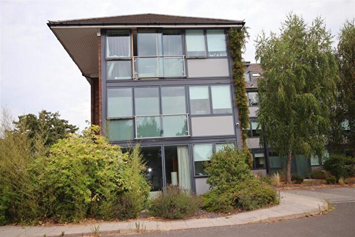 Flat To Rent In Anstey Way, Trumpington, Cambridge, CB2