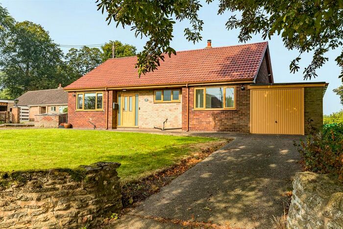 3 Bedroom Detached Bungalow For Sale In Back Street, Alkborough, Scunthorpe, DN15