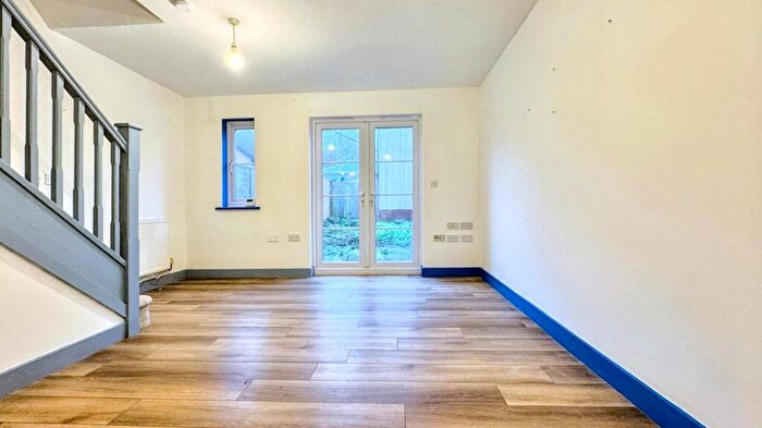 2 Bedroom Terraced House For Sale In Bartholomews Square, Horfield, BS7