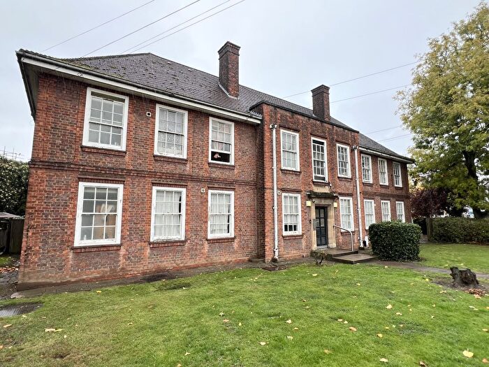 Studio To Rent In Latymer Road, Edmonton, N9