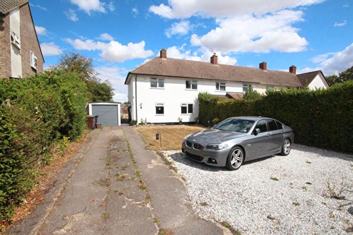 3 Bedroom End Of Terrace House To Rent In Midhurst, Letchworth Garden City, SG6