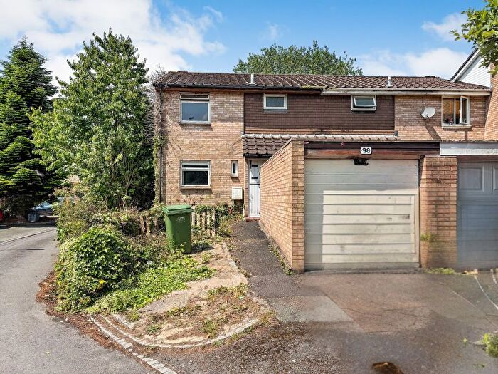3 Bedroom Terraced House For Sale In Dallamoor, Hollinswood, Telford, Shropshire, TF3