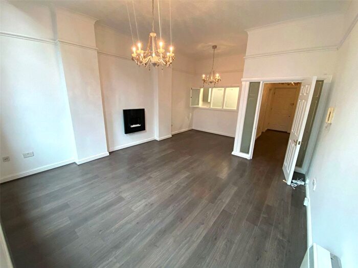 1 Bedroom Flat To Rent In Chepstow Street, Manchester, Greater Manchester, M1