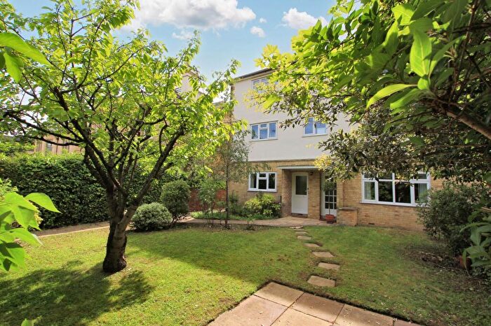 2 Bedroom Apartment To Rent In Parabola Road, The Pines Parabola Road, GL50