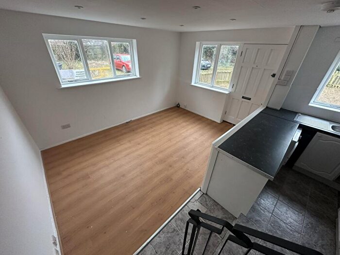 1 Bedroom House To Rent In Longhurst Close, Leicester, LE4