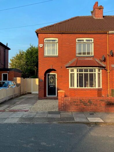 3 Bedroom Semi-Detached House To Rent In Bed Semi-Detached, Baytree Lane, Middleton, M24