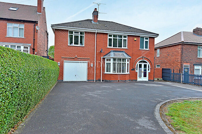 4 Bedroom Detached House For Sale In Somercotes Hill, Somercotes, DE55