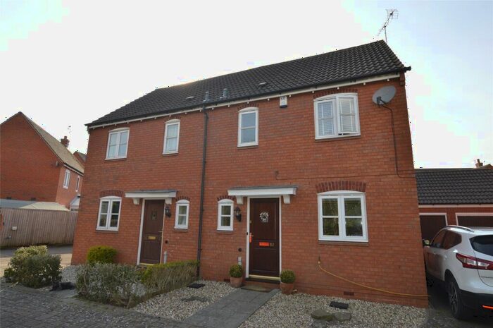 3 Bedroom Semi-Detached House To Rent In Cambrian Road, Tewkesbury, Gloucestershire, GL20