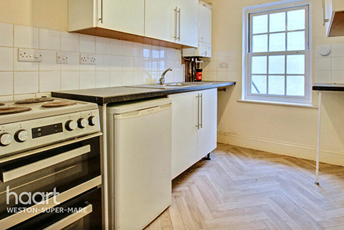 1 Bedroom Flat To Rent In Ellenborough Crescent, Weston-Super-Mare, BS23