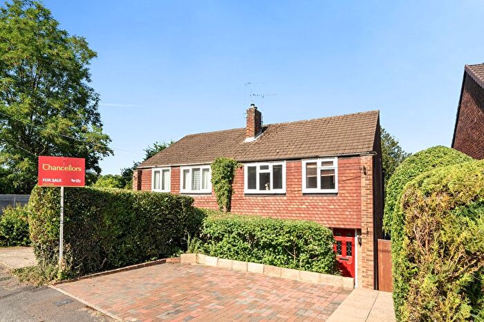 3 Bedroom Semi-Detached House For Sale In Lynton Road, Chesham, HP5